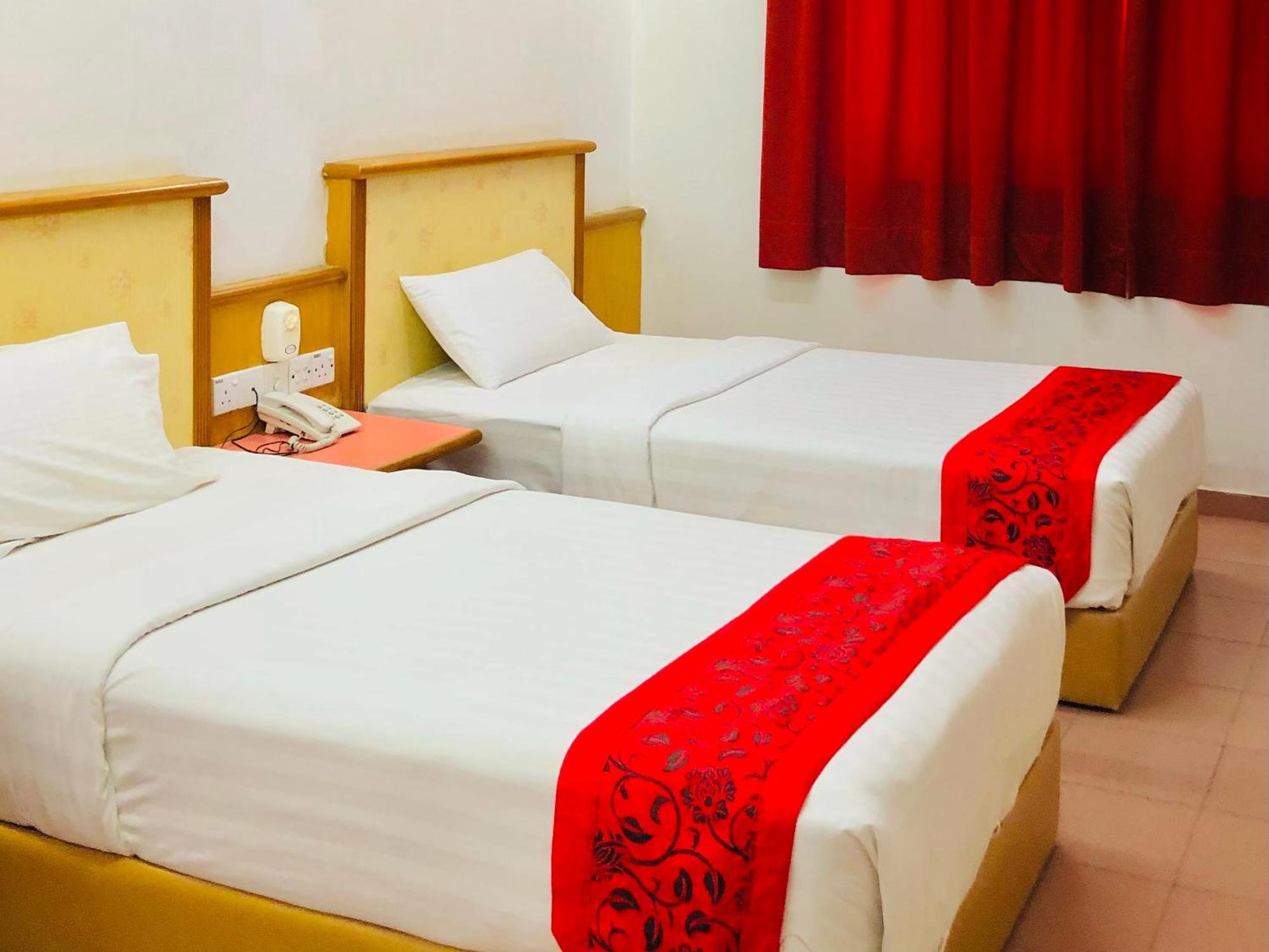 Intan Beach Resort Куала-Тренгану Екстер'єр фото
