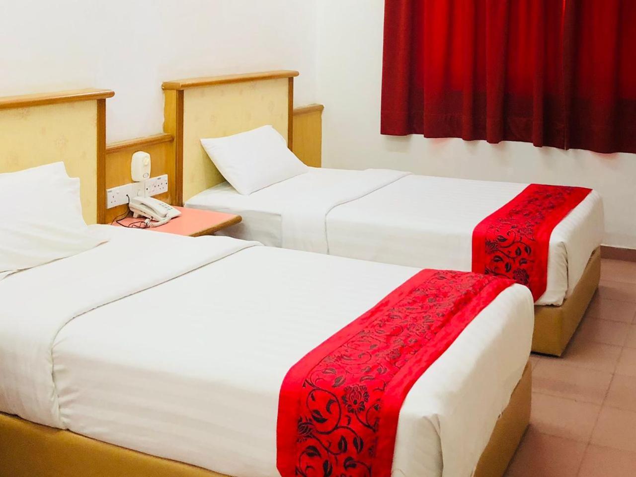 Intan Beach Resort Куала-Тренгану Екстер'єр фото