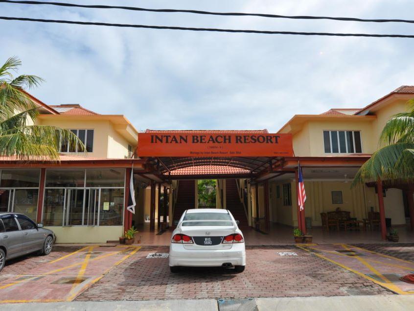 Intan Beach Resort Куала-Тренгану Екстер'єр фото